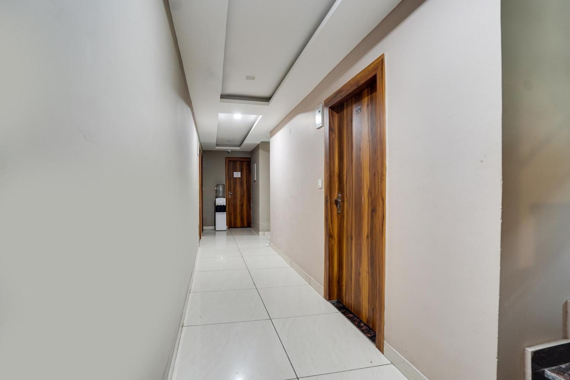 Super Townhouse Tapovan Exterior foto